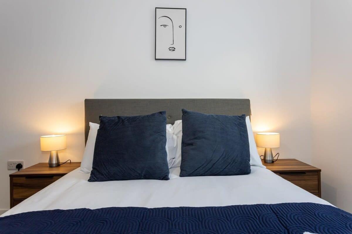 מנצ'סטר Modern 2 Bed Salford Apartment Stunning Views מראה חיצוני תמונה