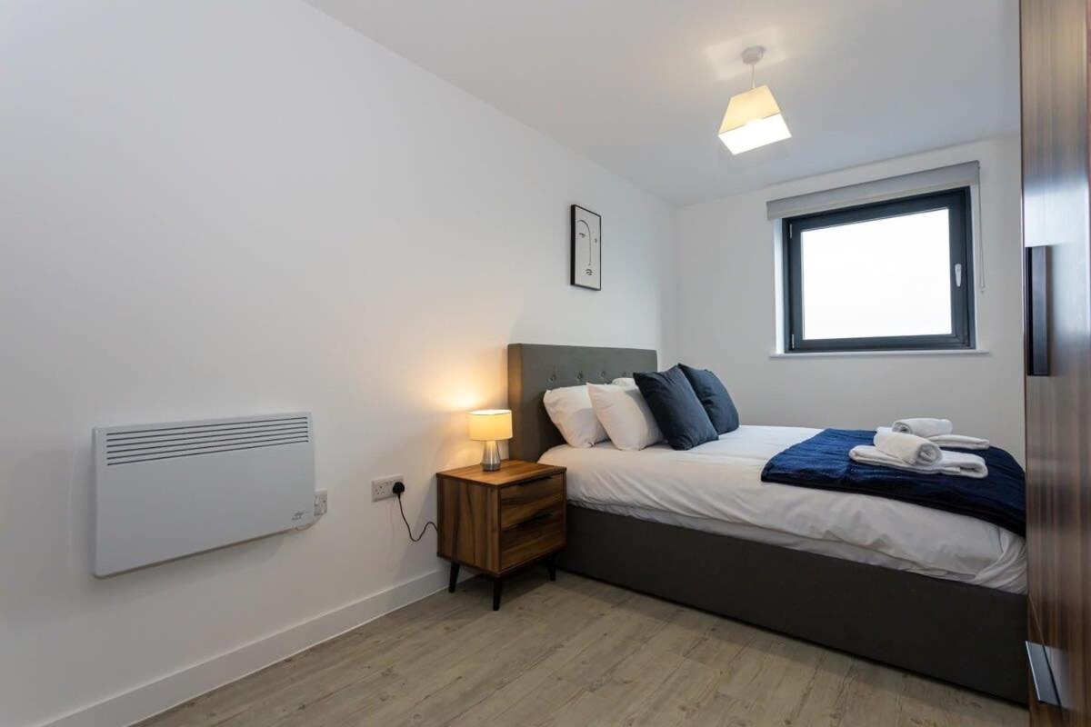 מנצ'סטר Modern 2 Bed Salford Apartment Stunning Views מראה חיצוני תמונה