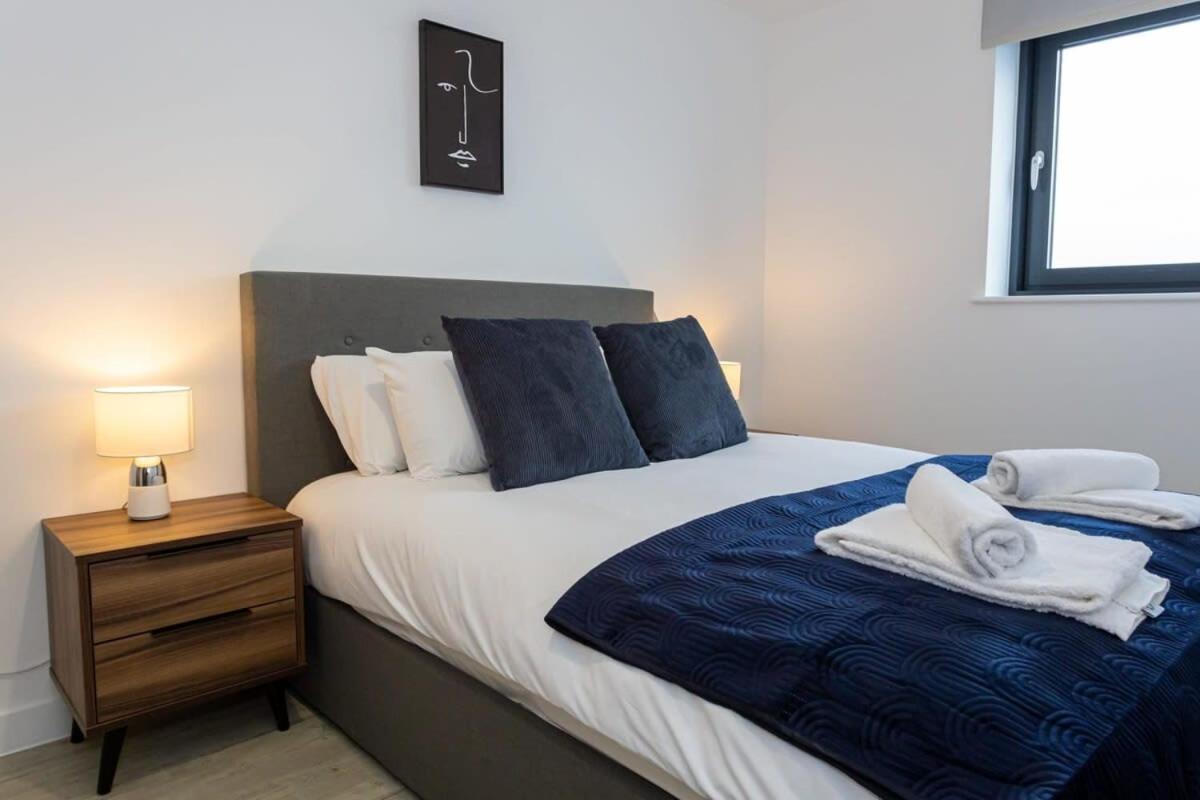מנצ'סטר Modern 2 Bed Salford Apartment Stunning Views מראה חיצוני תמונה